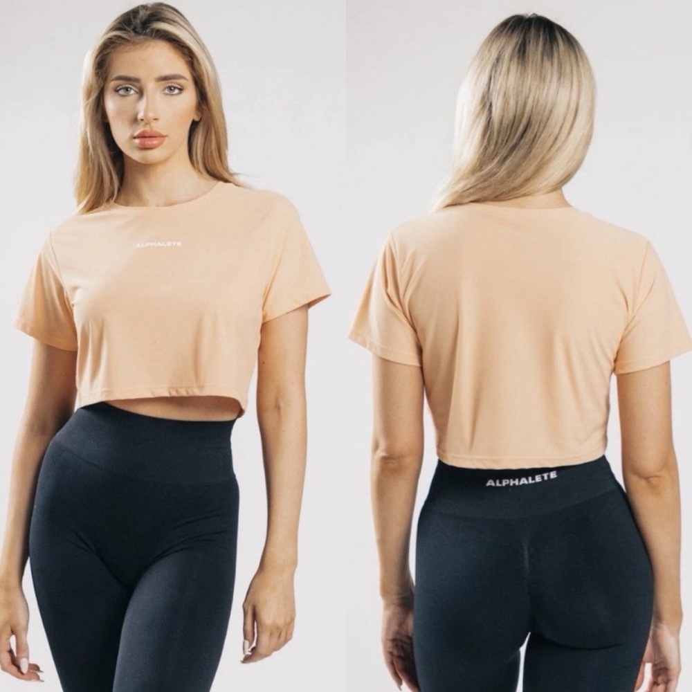 ALPHALETE Signature Mesh Tee Coral SZ S